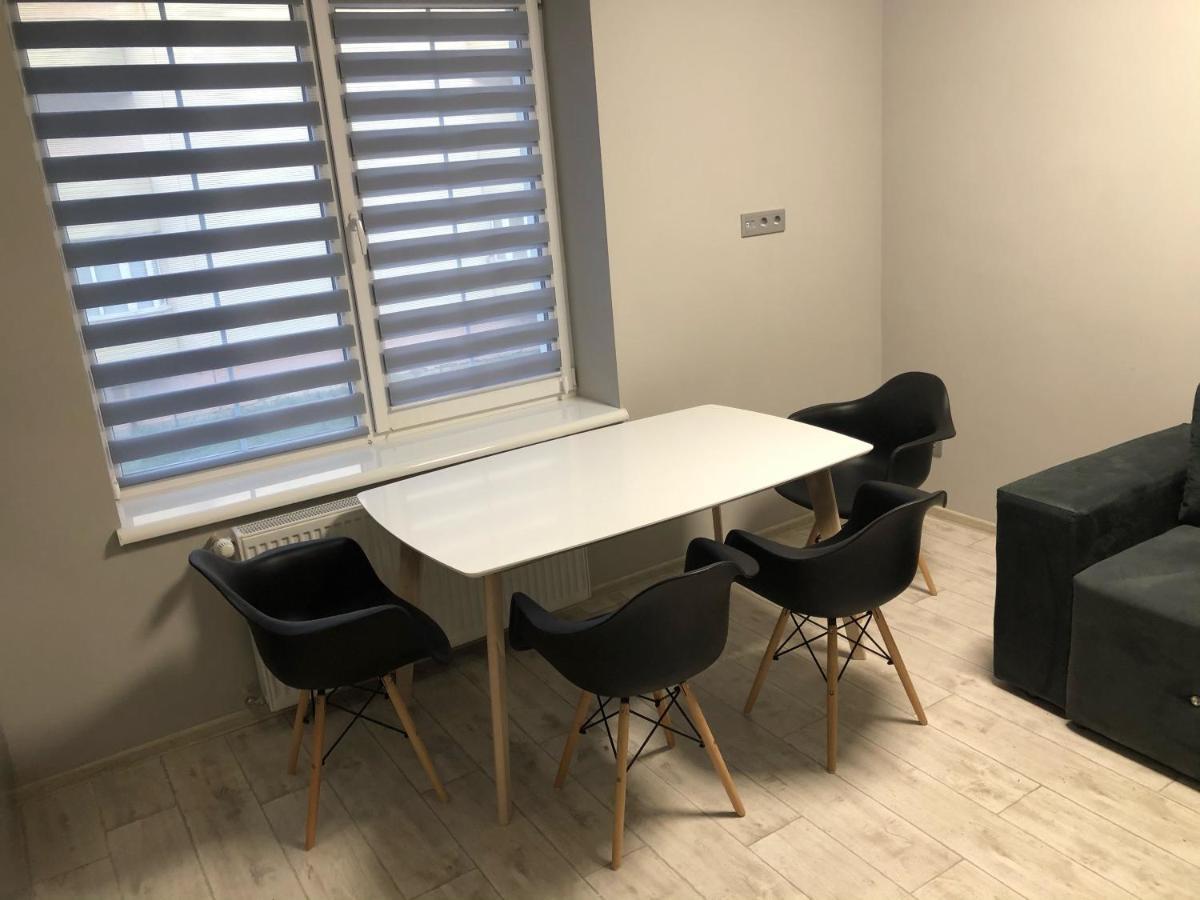 Gil Apartments, Volodimirskaja 90.246 - Majetok Bozdosh 乌日霍罗德 外观 照片
